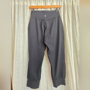 Lululemon Black Joggers, mid length size 6